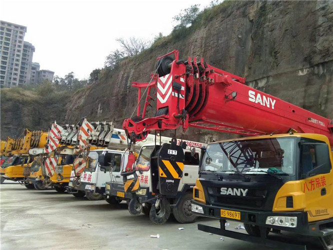 泊头市吊车出租按什么计费？台班费、单次费、里程费怎么算？