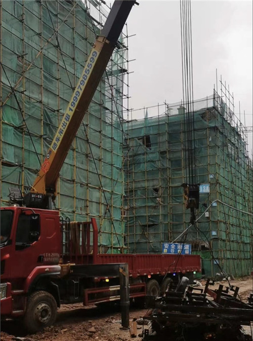 泊头市“慢工细活”—— 吊车的 “微动控制” 技术